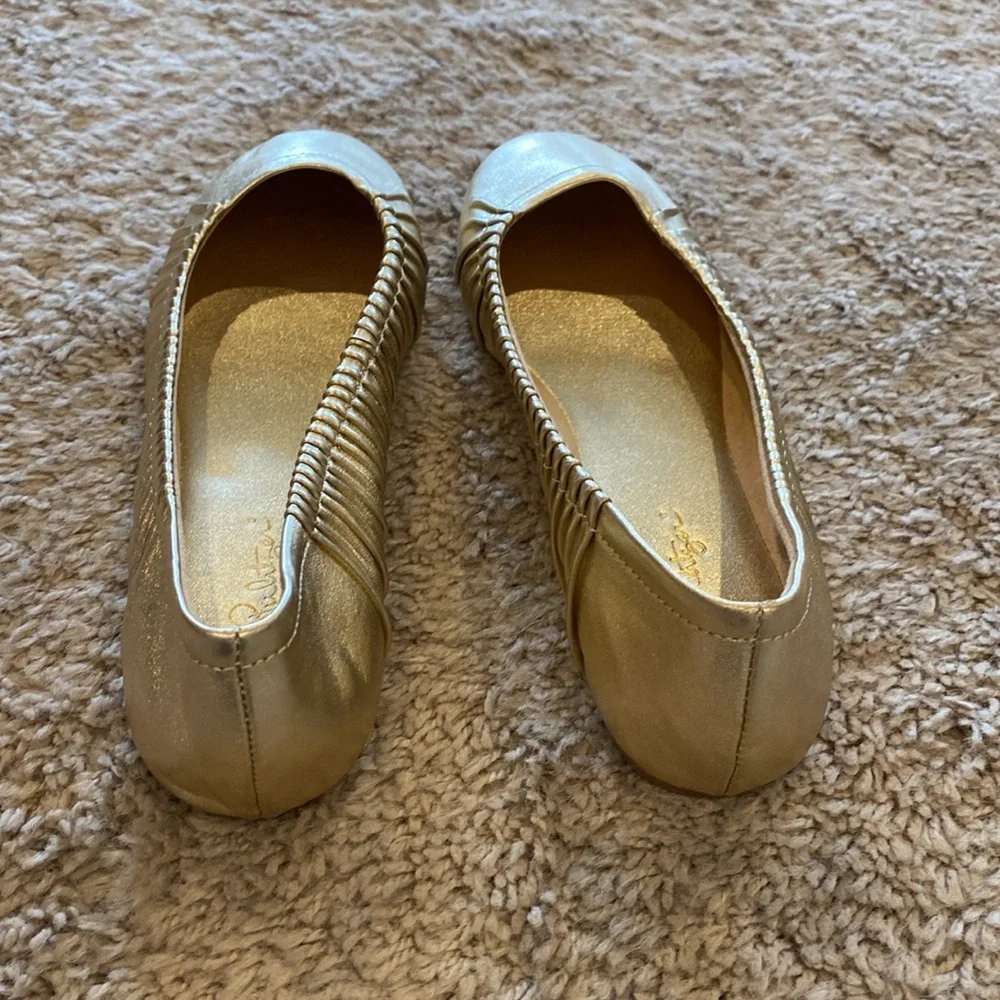 NWOT Lilly Pulitzer gold leather ballet flats - Picture 2 of 7